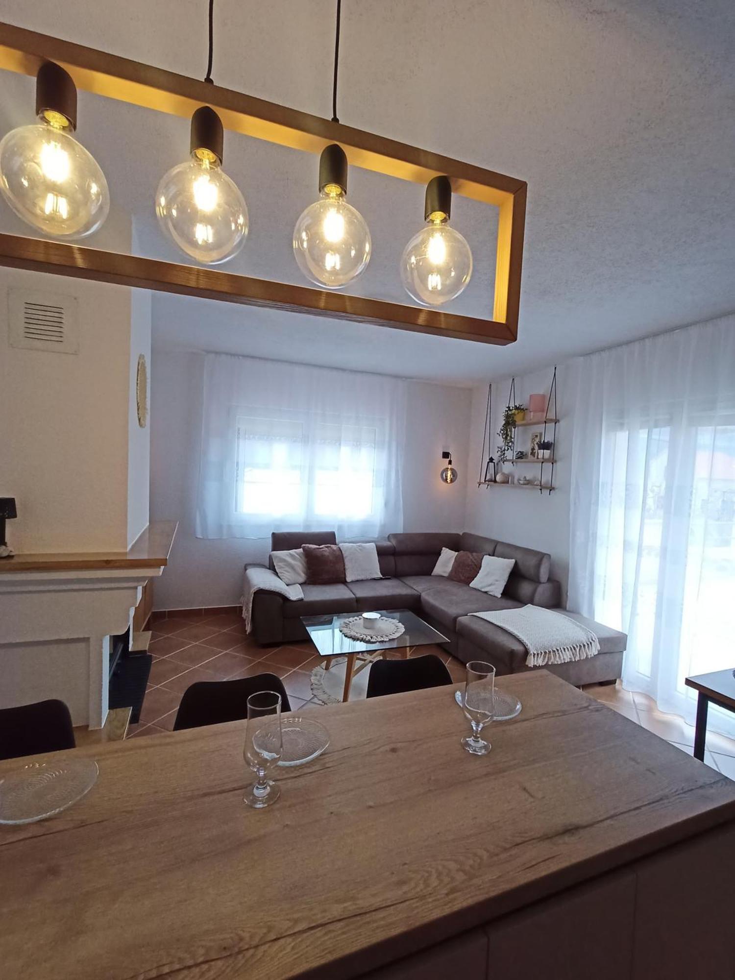 Village Apartment Zagvozd Ngoại thất bức ảnh