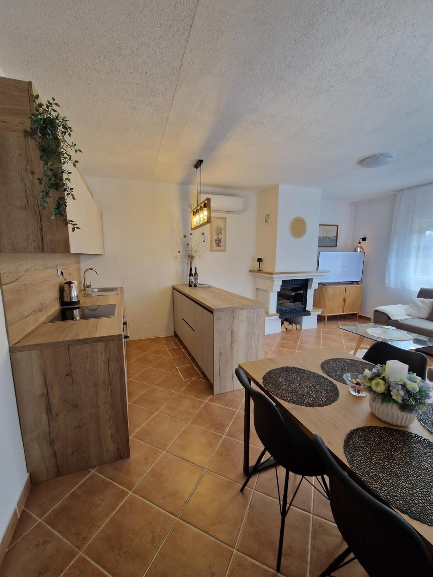 Village Apartment Zagvozd Ngoại thất bức ảnh