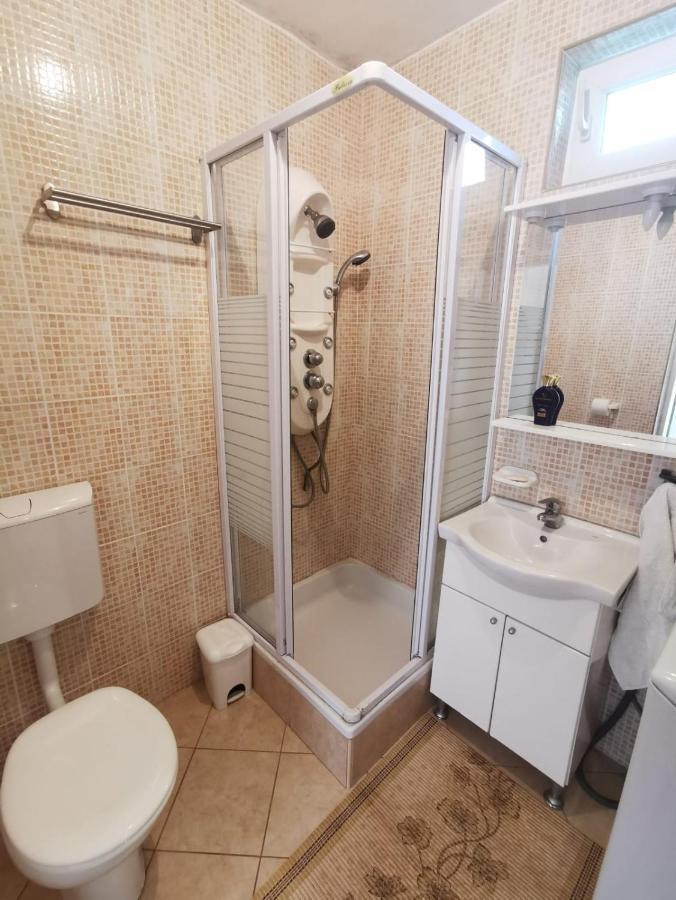Village Apartment Zagvozd Ngoại thất bức ảnh